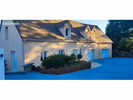 joli pavillon à vendre à la ferté macé