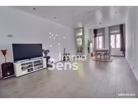 maison 5 pièces 122 m²