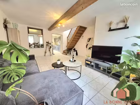 maison 3 pièces 69 m²