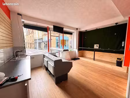 local commercial 28 m²