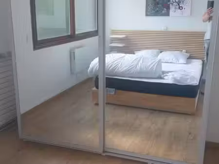loue f2 entièrement meublé