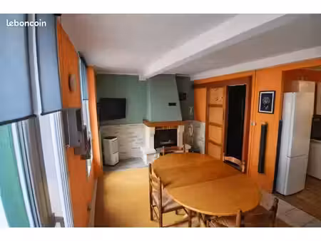 st paul de fenouillet - maison de village totalement meublé idéalement situé entre la mer 