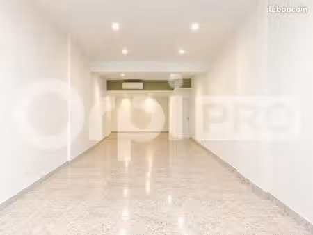 local commercial 35 m²