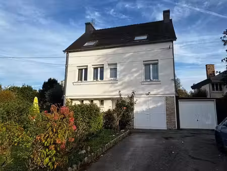 jolie maison de ville