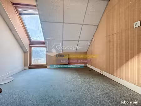 bureaux 52 m²