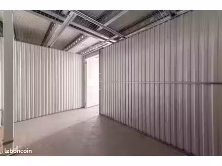 garage/box 10 m² lempdes
