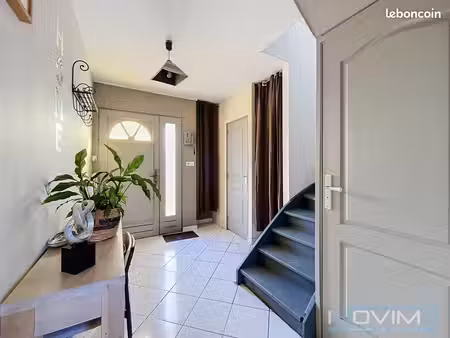 maison 5 pièces 100 m²