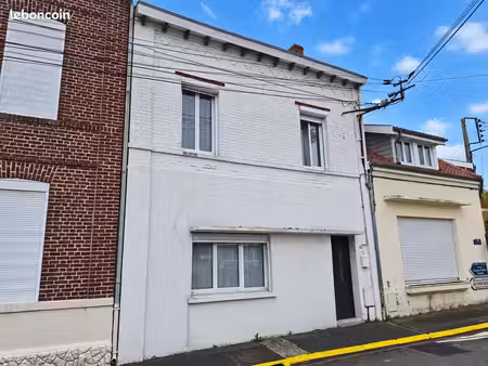 investissement locatif  maison vendue louée  2 chambres  jardin  loyer 530