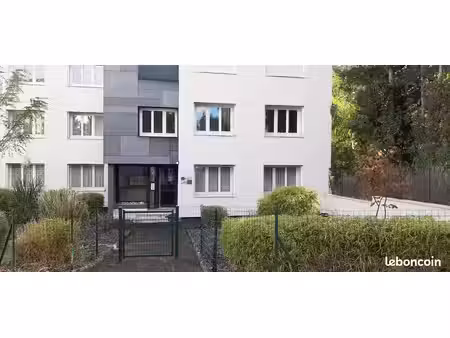 f3  69m²  balcon  cave  garage  chauffage ind