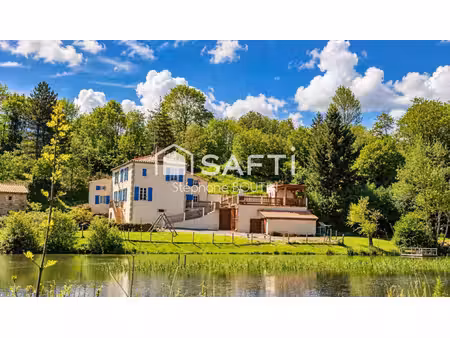 sigournais – propriété de charme de 150 m² en bord de rivière avec dépendances