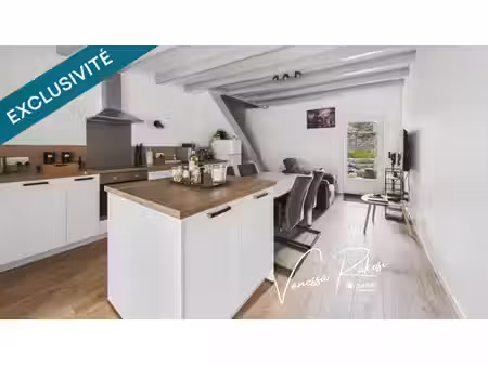 maison en pierre rénovée avec jardin  proche commodités   30 minutes de l'ocean