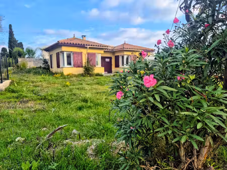 terrain de 705 m² avec villa atypique et potentiel d’extension - st nazaire 66