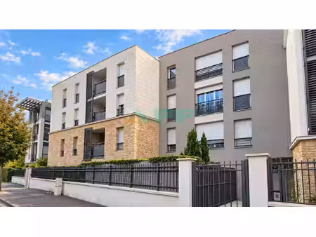 appartement 3 pièces à athis mons : le calme et le confort au rez-de-chaussée !