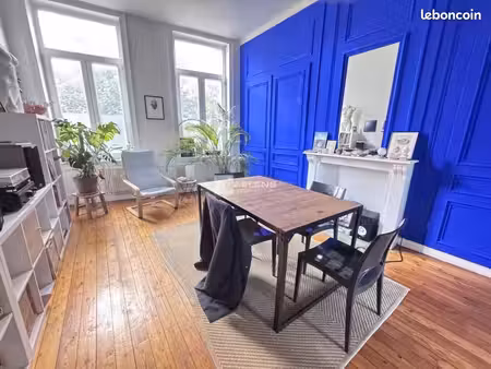 appartement 3 pièces 84 m²