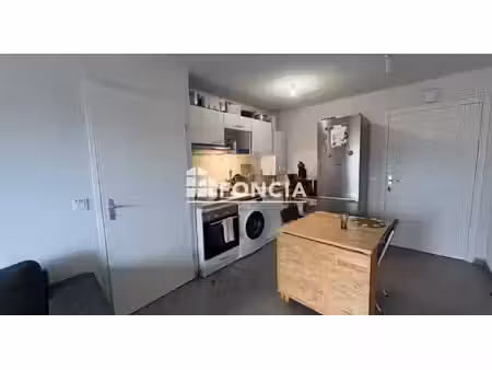 appartement t2 de 39 m² balcon et parking mantes-la-ville