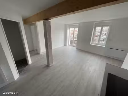 appartement t3 de 55m2 avec balcon