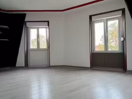 studio 1 pièce 30 m²
