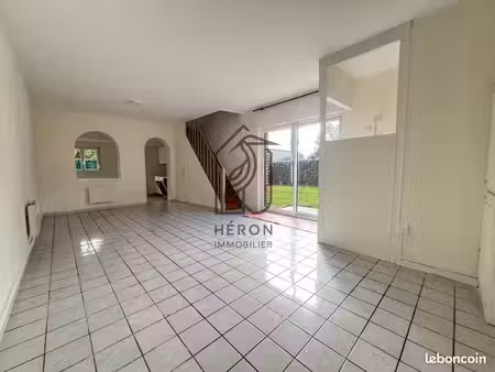 maison 4 pièces 77 m²