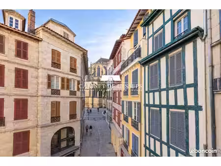 appartement 4 pièces 133 m²