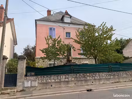 maison . 3 appartements