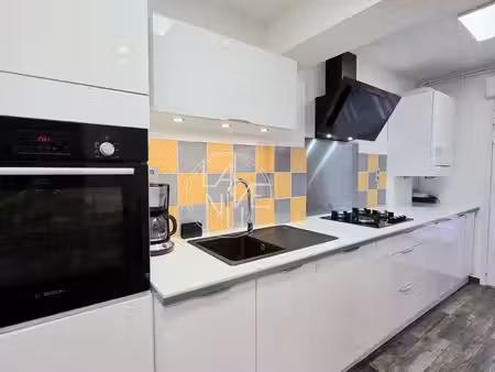 maison 4 pièces 77 m²