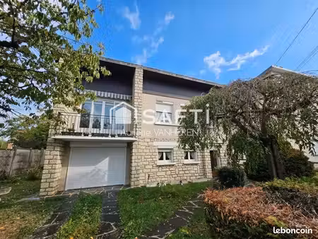 maison 5 pièces 105 m²