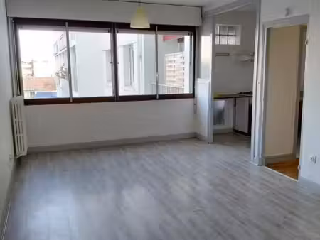 appartement 1 pièce 42 m²