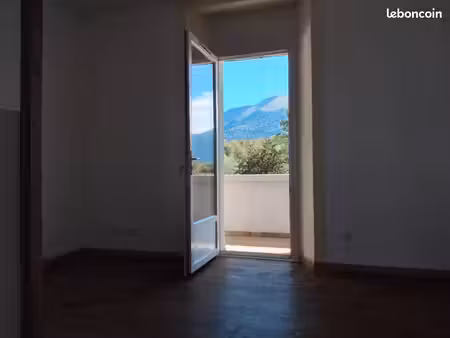 f3 à louer