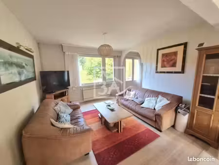 maison 8 pièces 118 m²