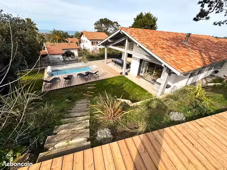 saint-jean-de-luz – acotz | villa 143 m² – vue océan  piscine chauffée  4 chambres