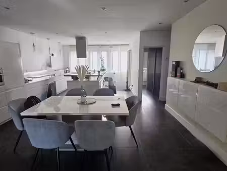 triplex 5 pièces 142 m²