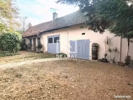 ferme 4 pièces 80 m²