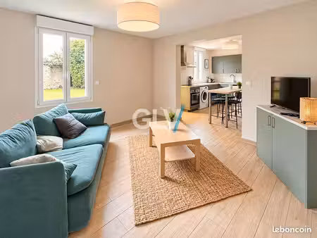 maison 6 pièces 90 m²
