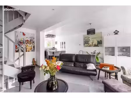 maison 4 pièces 121 m²