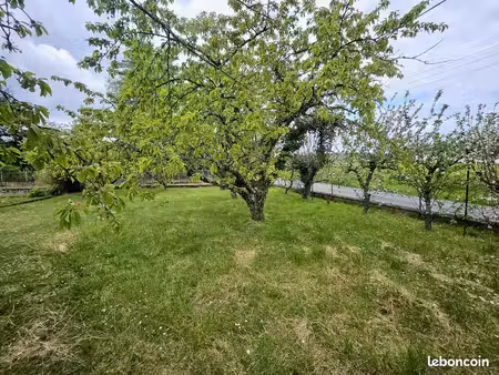 terrain 530 m² vinzelles