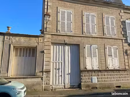 maison de ville 6 pièces 115 m²