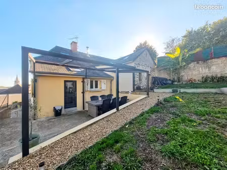 maison atypique de 76 m² avec jardin  terrasse et garage