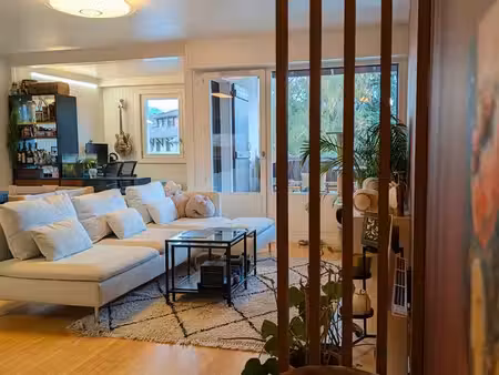 bel appartement t3 de 80 m² au cœur de poisy