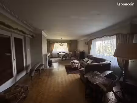 maison 6 pièces 140 m²