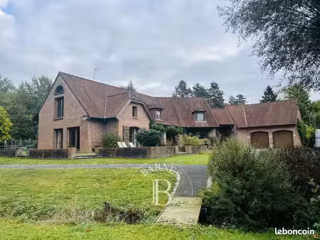 propriété 8 pièces 251 m²