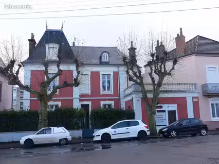 maison 7 pièces 196 m²