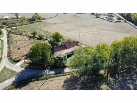 propriété 4 pièces 96 m²
