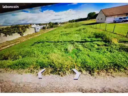 terrain constructif de 3100 m2 a epervans
