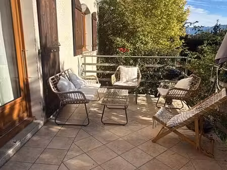 location t2 meublé avec jardin privatif plein sud - reignier