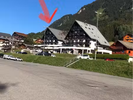 au cœur de la station de thollon les mémises