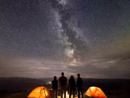 local camping  hôtel 15 000 m²