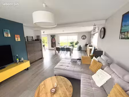 pavillon 6 pièces 190 m²