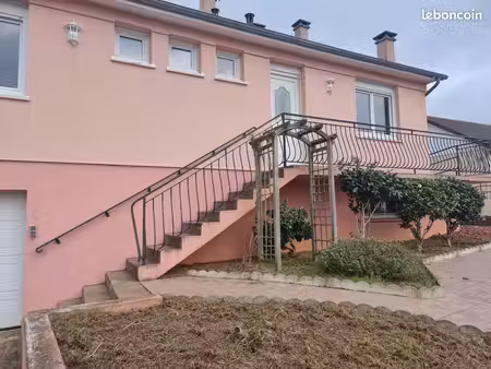 maison avec jardin et sous-sol - brette-les-pins