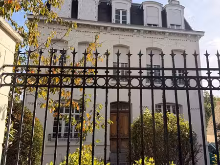 maison bourgeoise 310 m² – parc 2 400 m² – lille en 19 min