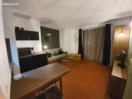 studio 1 pièce 22 m²